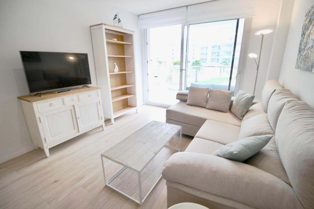 Marina Real 83 By Homeprive Dénia Exterior foto